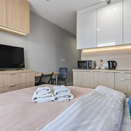 Rentplanet - Apartamenty Wiktoryn Warsaw Exterior photo