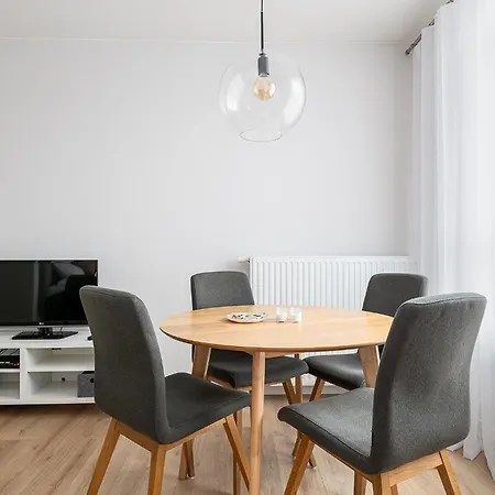 Rentplanet - Apartamenty Wiktoryn Warsaw Exterior photo