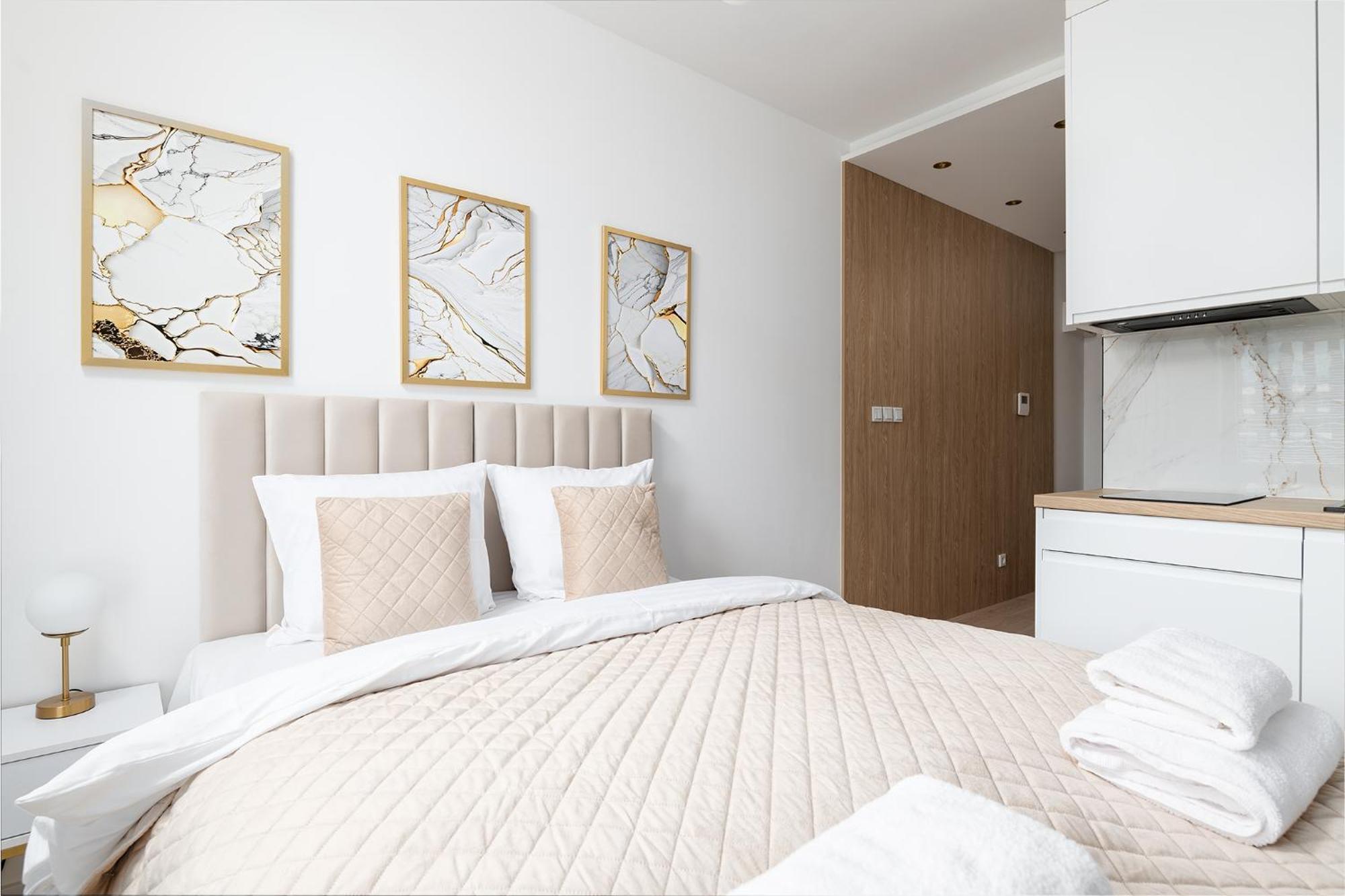 Apartment Rentplanet - Wiktoryn Warsaw