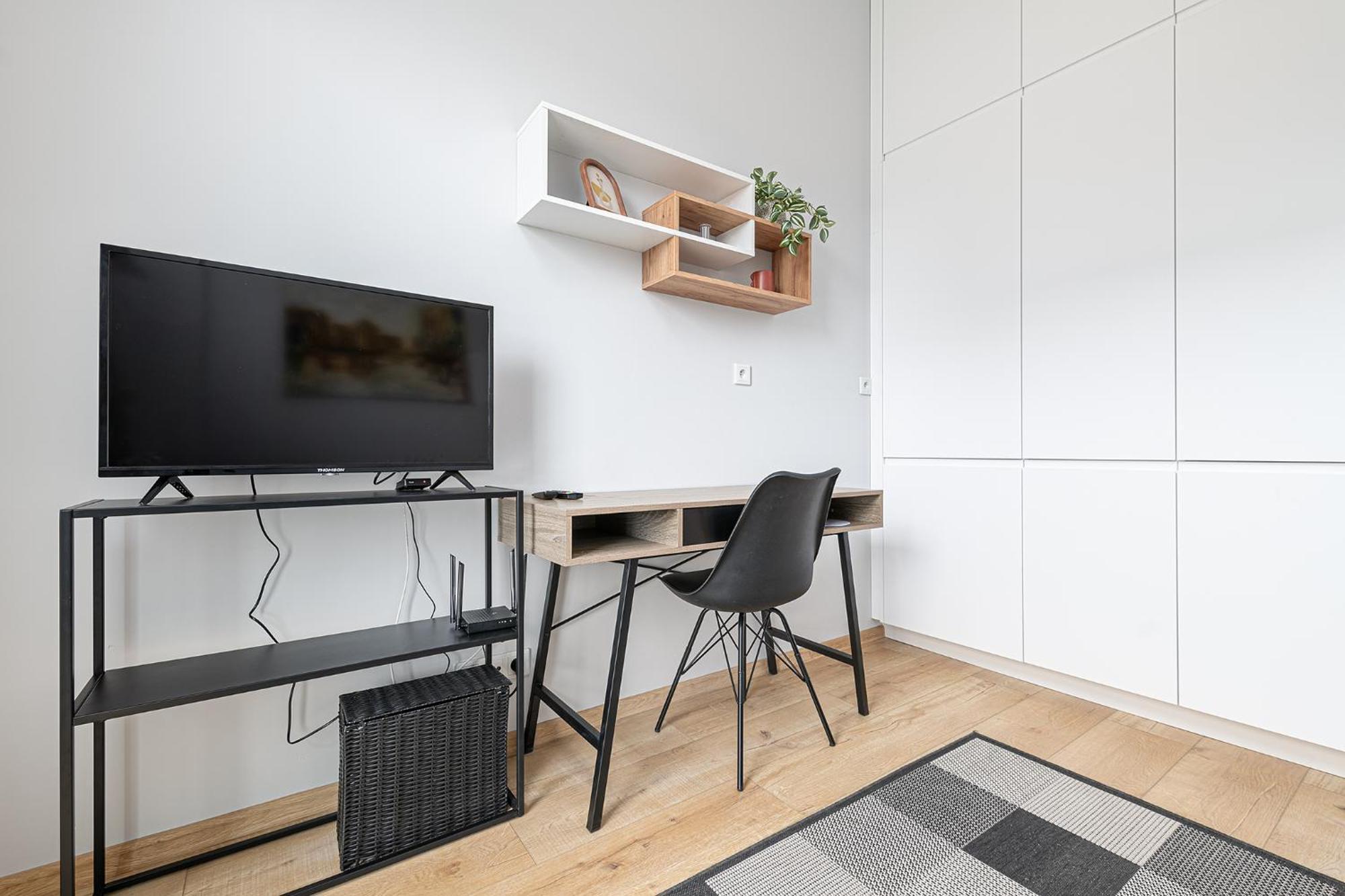 Apartment Rentplanet - Wiktoryn Warschau